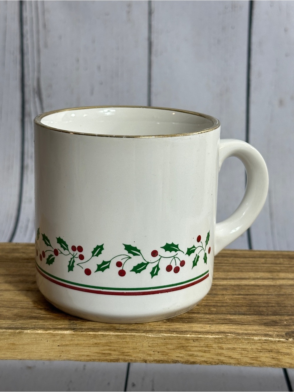 White Holiday Holly Ceramic Coffee Mug with Gold Rim